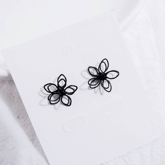 Image de Boucles d'Oreilles Puces Noir Fleur 1 Paire