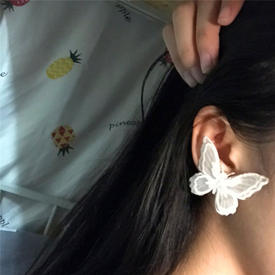Picture of Lace Insect Ear Post Stud Earrings White Butterfly Animal 45mm x 34mm, 1 Piece