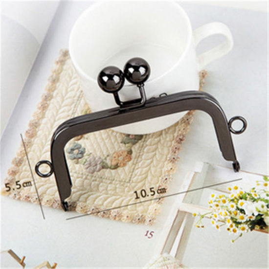 Picture of Zinc Based Alloy Kiss Clasp Purse Frame Handles Ball Gunmetal 10.5cm x 5.5cm, 1 Piece