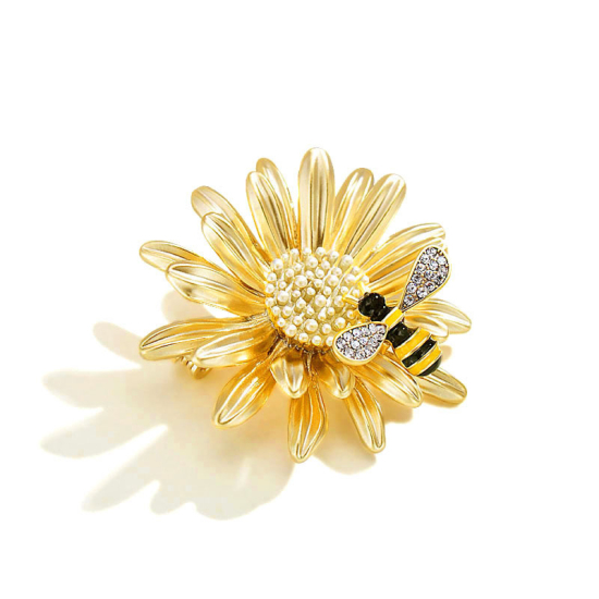 Picture of Pin Brooches Daisy Flower Bee Gold Plated Clear Rhinestone 40mm x 40mm, 1 Piece