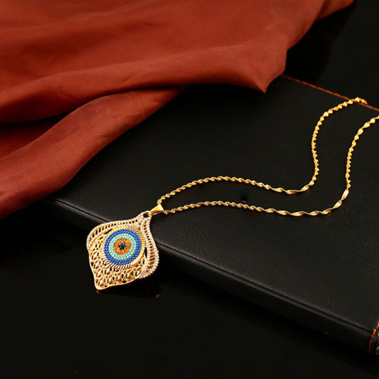 Image de Colliers Religieux Doré Bleu Mauvais Œil à Strass Coloré 50cm long, 1 Pièce
