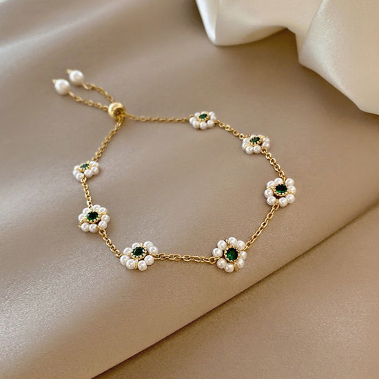 Image de Bracelet Bolo Réglable Nœud Glissé Exquis en Cuivre Doré Fleur Imitation Perles à Strass Vert Foncé 17cm long, 1 Pièce