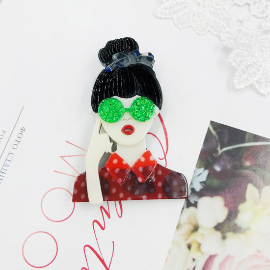 Imagen de 1 Unidad Ácido Acético Resina Acetato Acrílico Mármol Elegante Pin Broches Muchacha Gafas Rojo 6.5cm x 4.5cm