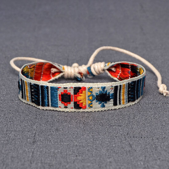 Image de Bracelet Brésilien d'Amitié Ethnique en Coton & Lin Multicolore Géométrique Réglable 16cm-28cm Long, 1 Pièce