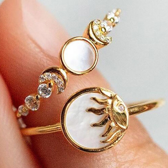 Picture of Galaxy Unadjustable Rings Gold Plated Sun Moon Imitation Shell 16mm(US size 5.25), 1 Set ( 2 PCs/Set)