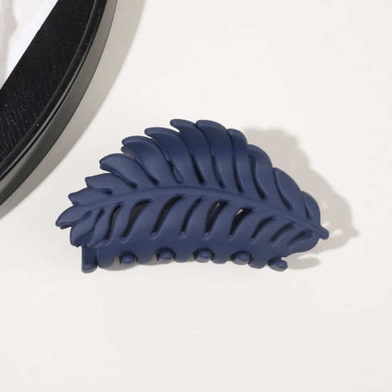 Image de Pince Griffe à Cheveux en ABS Élégant Bleu Marine Feuilles Givré 9.5cm x 4cm, 1 Pièce