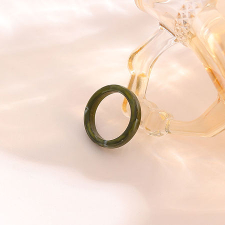 樹脂 レジン レトロ 調整不能 リング 指輪 陸軍グリーン 17mm (日本サイズ約13号)、2 個 の画像