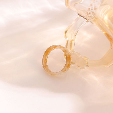 樹脂 レジン レトロ 調整不能 リング 指輪 ベージュ色 17mm (日本サイズ約13号)、2 個 の画像