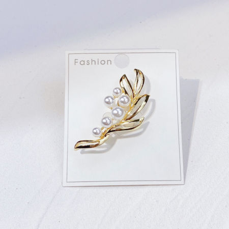 Image de Broche Epingle Exquis Fleur Doré Imitation Perles 5.3cm x 2.2cm, 1 Pièce