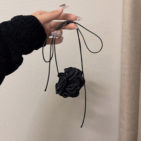 Image de Collier Statement Rétro en Velvet Fleur Noir 100cm long, 1 Pièce