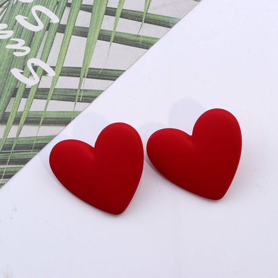 Image de Boucles d'Oreilles Puces Simple en Acrylique Rouge Cœur Laqué 3cm x 3cm, 1 Paire