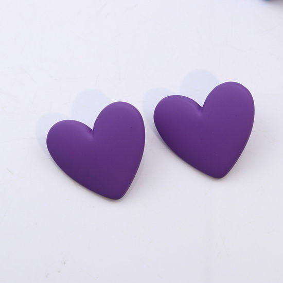 Image de Boucles d'Oreilles Puces Simple en Acrylique Violet Cœur Laqué 3cm x 3cm, 1 Paire