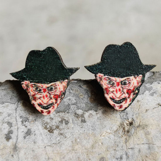 Picture of Natural Wood Halloween Ear Post Stud Earrings Multicolor Human Head Hat 1.8cm, 1 Pair