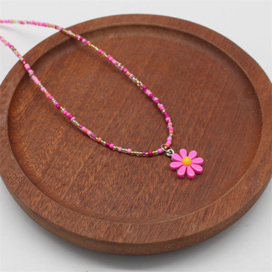 Picture of 1 Piece Lampwork Glass Pastoral Style Pendant Necklace Fuchsia Daisy Flower Beaded 38cm(15") long