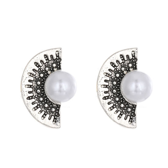 Picture of 1 Pair Boho Chic Bohemia Ear Post Stud Earrings Antique Silver Color Fan-shaped Imitation Pearl 1.7cm