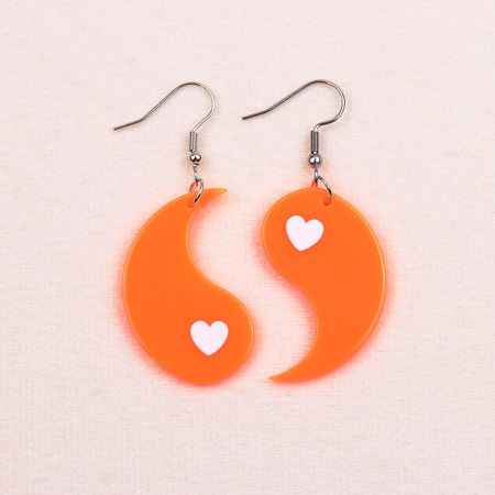 Imagen de 1 Par Acrílico día de San Valentín Pendientes Asimétricos Tono de Plata Multicolor Ocho Diagramas Corazón