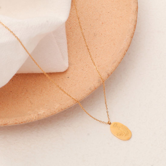 Immagine di 1 Pz Placcatura Sottovuoto Semplice & Casual Fiore del Mese di Nascita Placcato Oro 18K 316 Acciaio inossidabile Cavo Catena Ovale Gennaio Messaggio " January " Collana con Ciondolo Per Donne Compleanno 40cm Lunghezza
