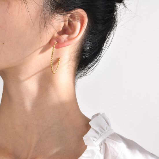 Immagine di 1 Paio Placcatura Sottovuoto Semplice & Casual Elegante Placcato Oro 18K 304 Acciaio Inossidabile forma di C Orecchini Circolari Per Donne Festa 4cm Dia.