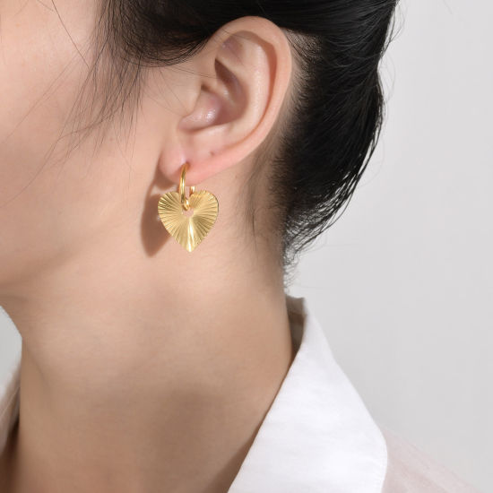 Immagine di 1 Paio Placcatura Sottovuoto Semplice & Casual Elegante 18K Vero Oro Placcato 304 Acciaio Inossidabile Cuore Striscia Orecchino Per Donne Festa 3.2cm x 2cm