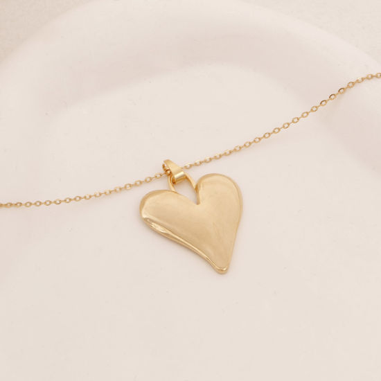 Image de 1 Pièce Collier à Pendentif Chaîne Maille Forçat Élégant en 304 Acier Inoxydable Placage sous Vide Simple & Décontracté Plaqué Or 18K Cœur Unisexe 38cm long