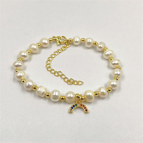Picture of Eco-friendly Retro Elegant 18K Real Gold Plated Pearl & Brass Half Moon Charm Bracelets For Women 17cm(6 6/8") long, 1 Piece