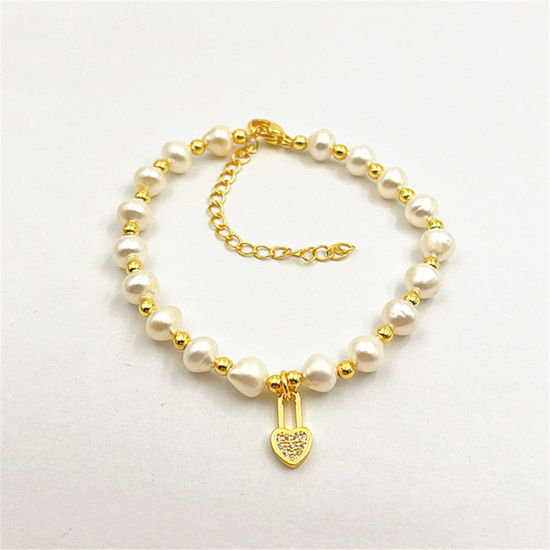 Picture of Eco-friendly Retro Elegant 18K Real Gold Plated Pearl & Brass Lock Charm Bracelets For Women 17cm(6 6/8") long, 1 Piece