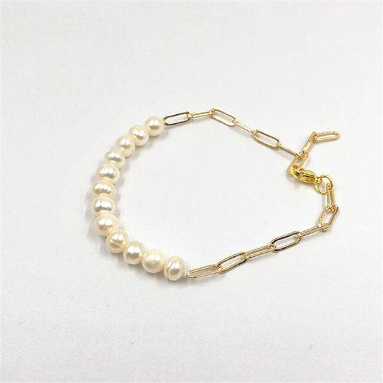 Picture of Eco-friendly Retro Elegant 18K Real Gold Plated Pearl & Brass Paperclip Chain Splicing Bracelets For Women 17cm(6 6/8") long, 1 Piece