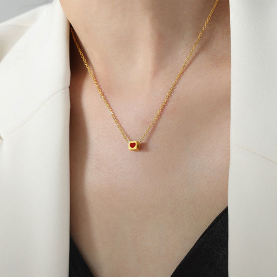Imagen de 1 Unidad Enchapado al Vacío Retro Elegante 18K Oro Real Chapado 304 Acero Inoxidable Cable Cadena Cruz Dados Corazón Esmalte Collar con Colgante Unisexo Fiesta 40cm longitud