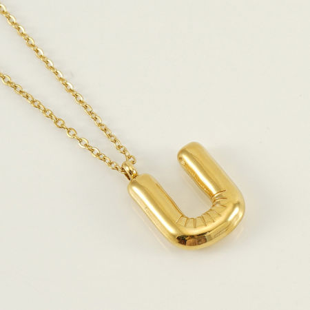 Image de 1 Pièce Collier à Pendentif Chaîne Maille Forçat Élégant en 304 Acier Inoxydable Placage Sous Vide Écologique Sucré & Mignon Plaqué Or Véritable 18K Alphabet Initial/ Lettre Majuscule Mots" U " Pour Femmes Fête des Mères 45cm long