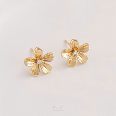 Picture of Eco-friendly Stylish 14K Real Gold Plated Brass & Sterling Silver Flower Ear Post Stud Earrings For Women