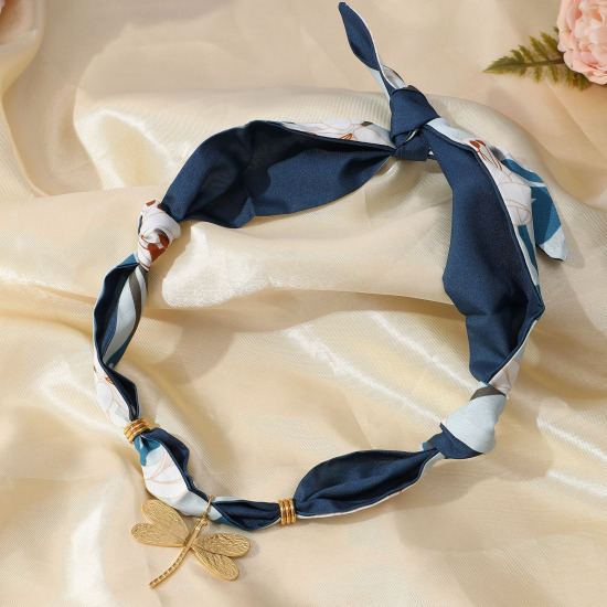 Bild von 18K Echtgold plattiert Libellen Anhänger Charm Schal Kette, 304 Edelstahl & Polyester 80cm, Für Frauen, Lilie Dunkelblau Elegant Pastoraler Stil Geschenk, Umweltfreundliche PVD-Vakuumbeschichtung, 1 Strang