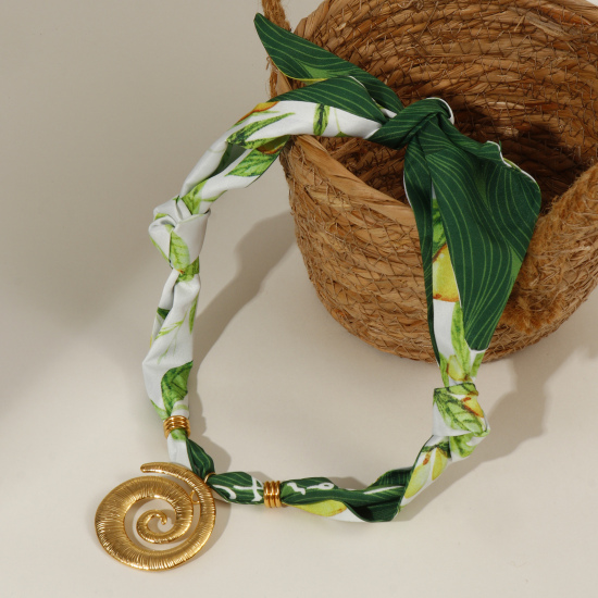 Bild von 18K Echtgold plattiert Spiral Anhänger Charm Schal Kette, 304 Edelstahl & Polyester 80cm, Für Frauen, Blätter Grün Elegant Pastoraler Stil Geschenk, Umweltfreundliche PVD-Vakuumbeschichtung, 1 Strang