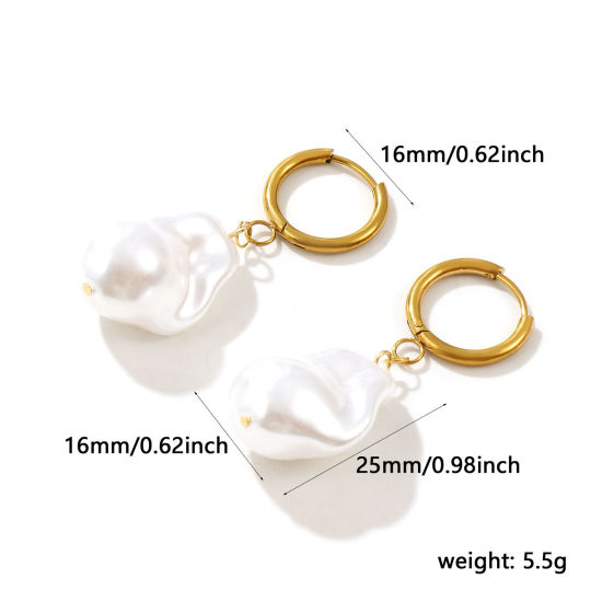 Bild von 1 Paar Umweltfreundliche Vakuumbeschichtung Süß Barock Vergoldet Weiß 304 Edelstahl & Acryl Unregelmäßig Imitat Perle Hoop Ohrringe Für Frauen Geschenk 4.6cm x 1.6cm, Pfosten-/Drahtstärke: 1mm(18 Gauge)