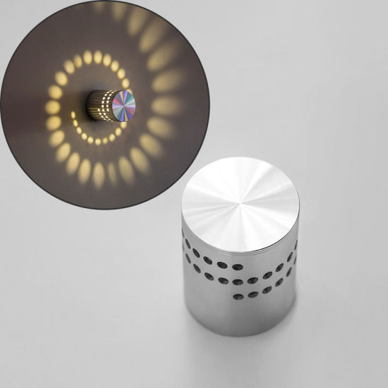 Bild von Aluminium Wohnaccessoires 3W RGB LED Glühbirne Wandleuchte Zylinder Silberfarbe Beige Helix 68mm x 54mm, 1 Stück
